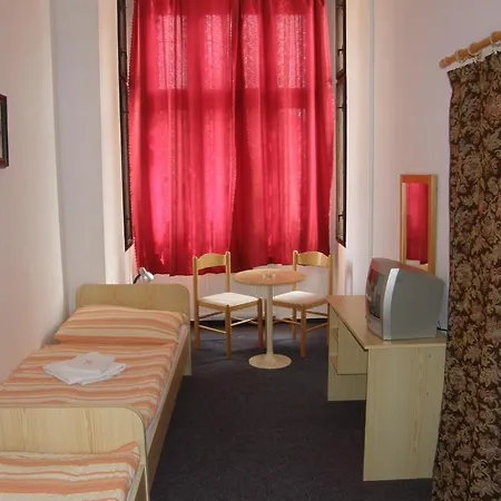 Filip Hotel